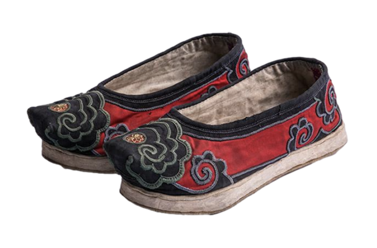 女子嫁妆鞋（苗族）