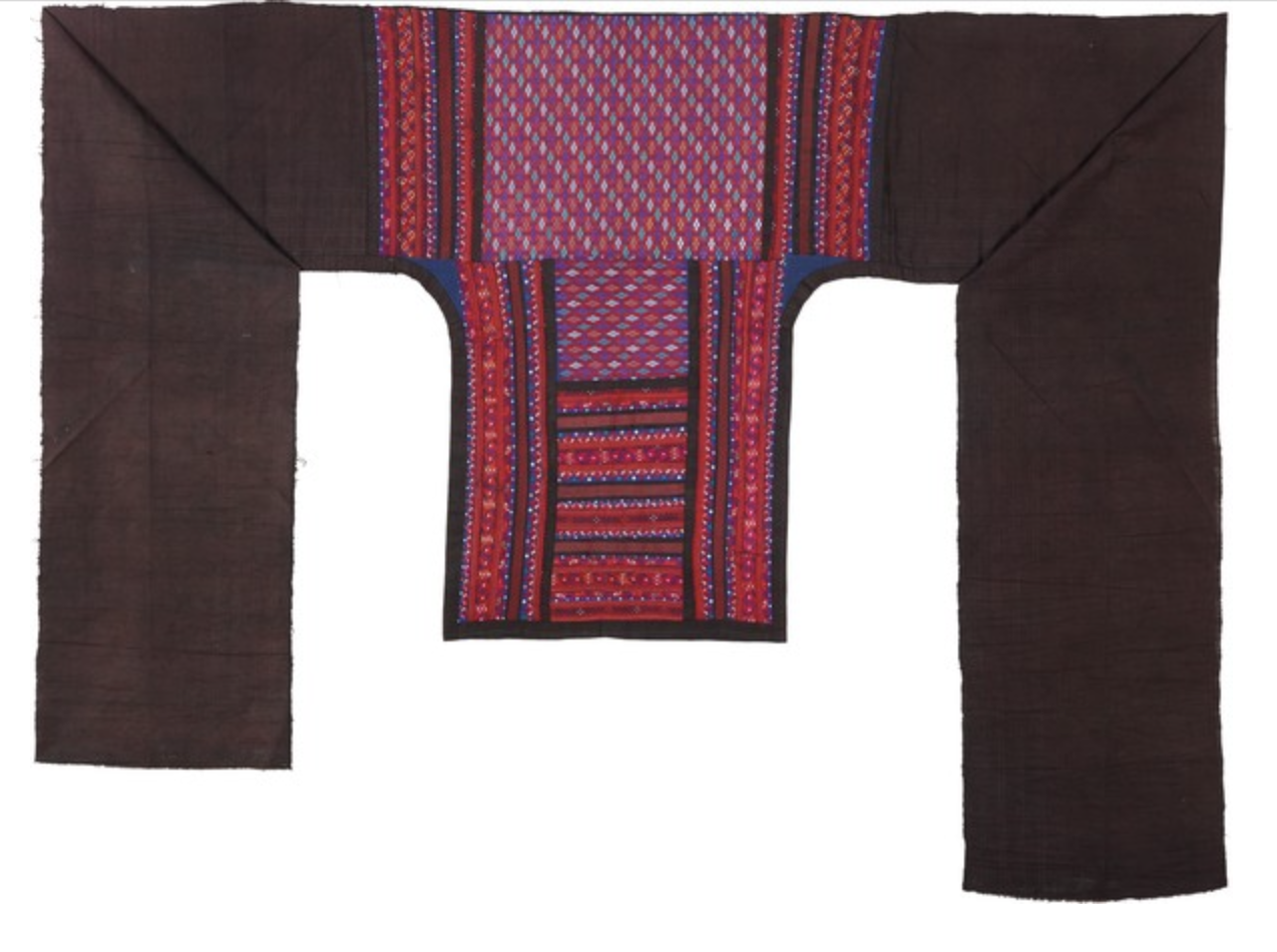 苗族黄平数纱绣背扇