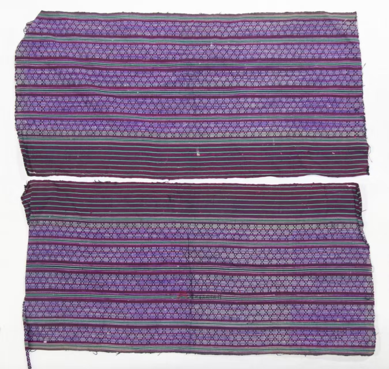 当代剑河苗族织锦几何纹绑腿