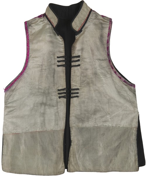 苗族浅绿缎女坎肩