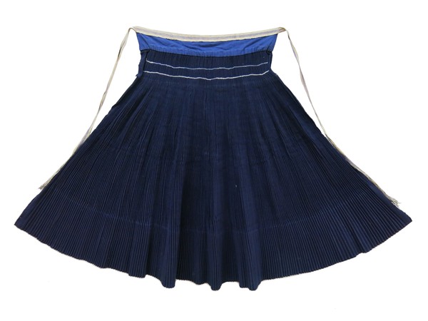 苗族靛蓝百褶裙