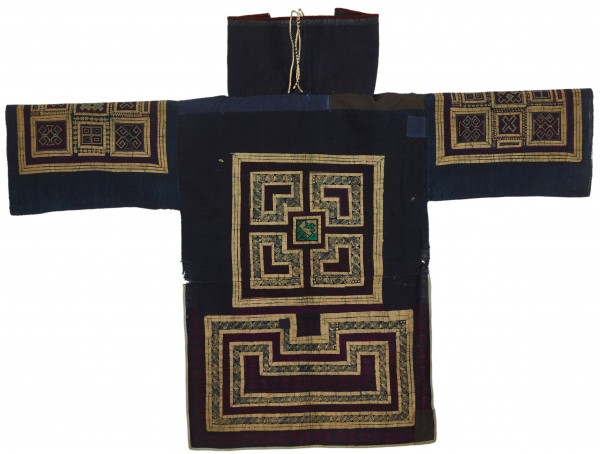 贵州六枝新窑乡牛场坝四印苗女性盛装上衣