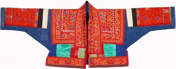 贵州安顺满寨花苗刺绣女上衣