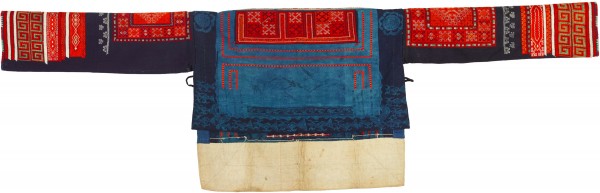 贵州平塘卡罗乡苗族蜡染刺绣贯头衣