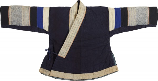 贵州织金歪梳苗靛蓝蜡染女棉袄